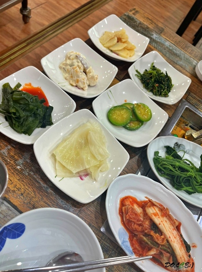 덕평한우촌 · 한국관광공사 관광 안내 사진 2